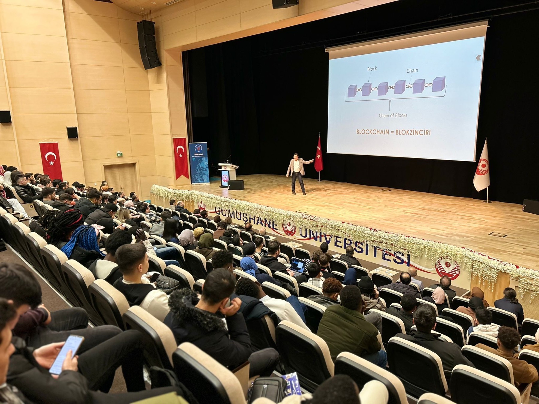 Gümüşhane Üniversitesi'nde blockchain sunumu